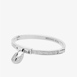 MICHAEL KORS
Padlock Silver-Tone Bracelet